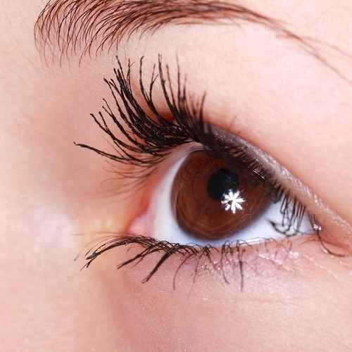Tips for Applying Eye Makeup for Hooded Eyes